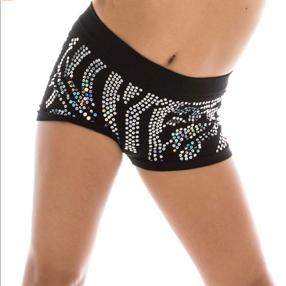 Girls practice shorts cheer/tumble
